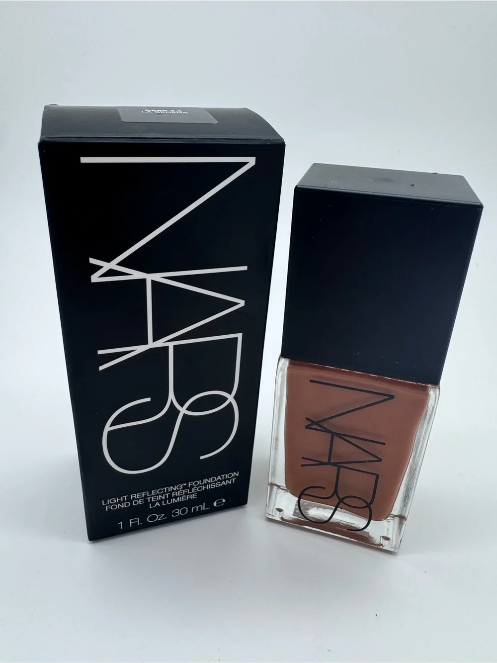 NARS Light Reflecting Foundation - Deep 2.5 La Serena (Rich Brown)